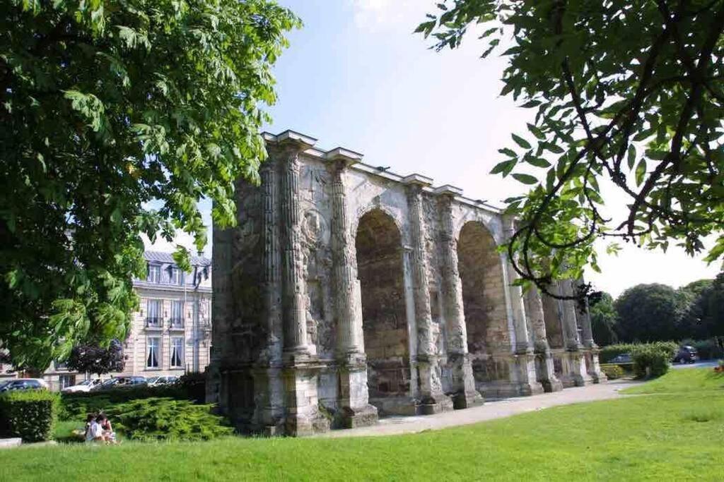 Apppartement Des Sacres De Reims Leilighet Eksteriør bilde